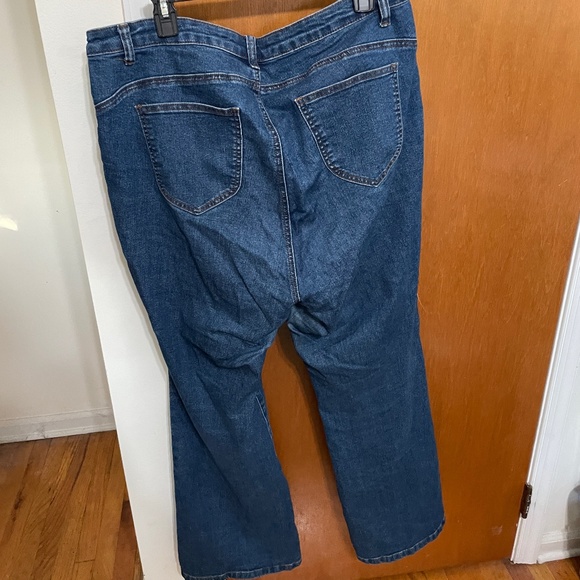 Modcloth the Melrose Flared Jeans Plus Size High Waisted Boot Cut - Picture 5 of 5